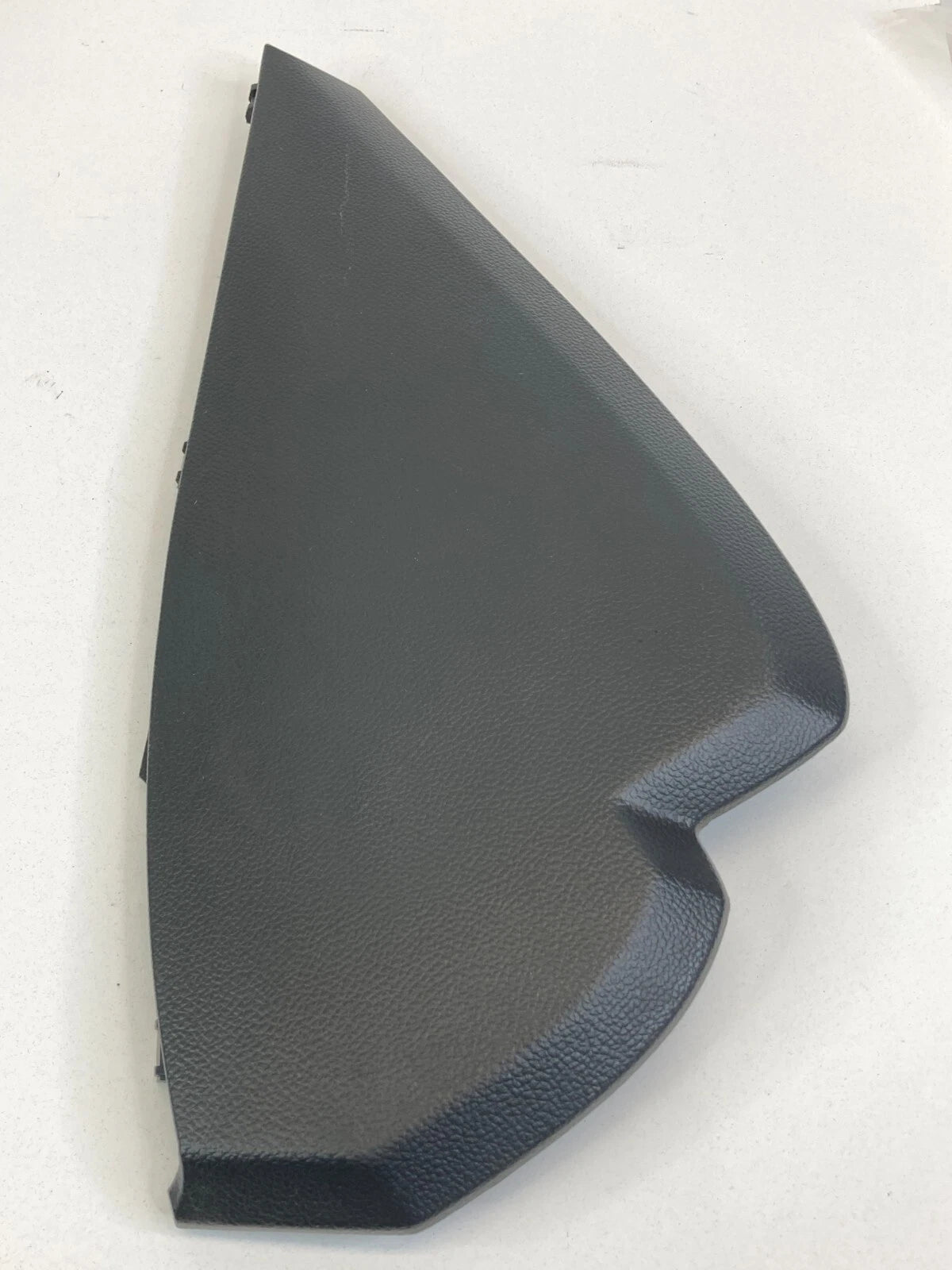2008-2013 INFINITI G37 SEDAN FRONT RIGHT SIDE END CAP COVER TRIM 68420-JK00A OEM
