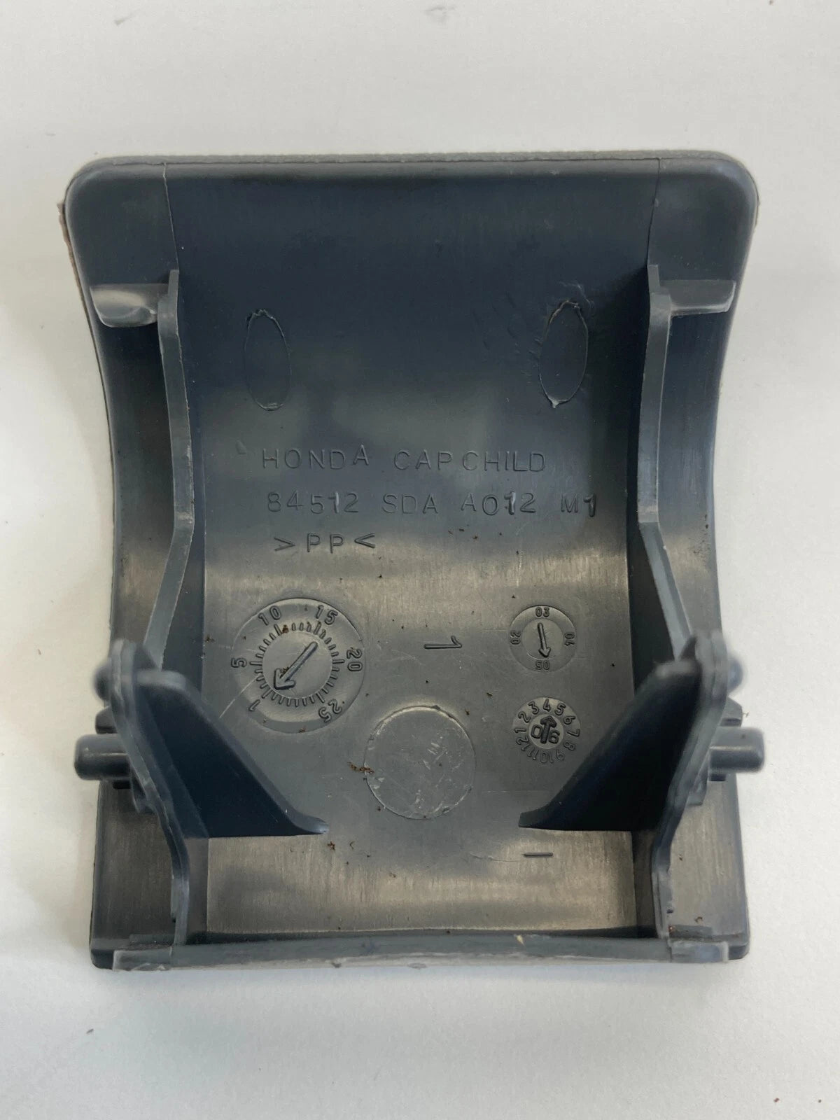 2003-2007 HONDA ACCORD REAR CHILD RESTRAINT ANCHOR PLATE CAP 84512-SDA-A012-M1