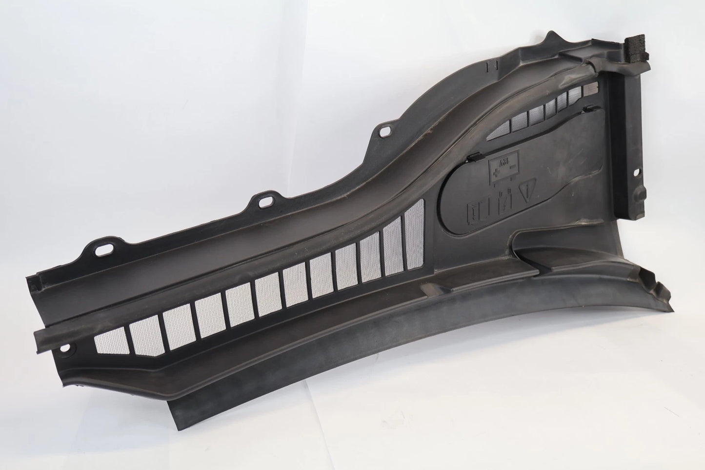 2020-2025 FORD EXPLORER WINDSHIELD COWL GRILLE RIGHT FACTORY LB5B-S02222-AGW OEM
