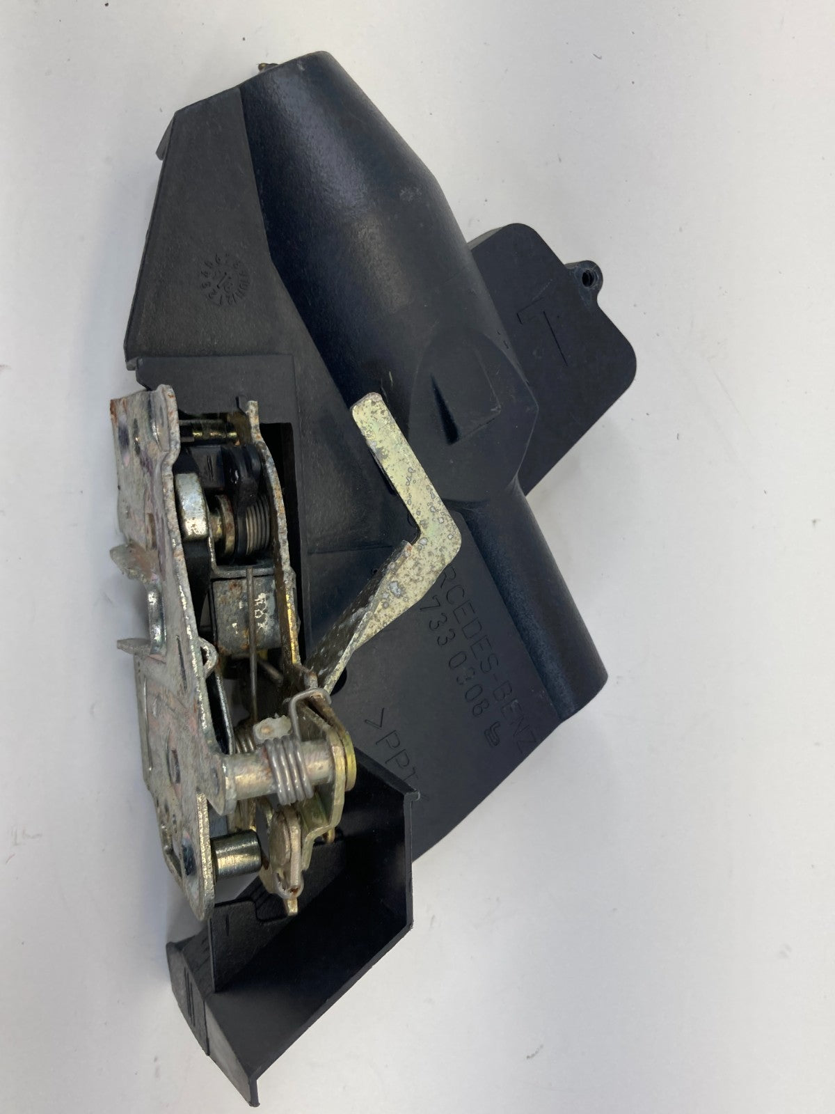 98-02 Mercedes-Benz E430 Rear Left Door Lock Latch Release Actuator 2027300735