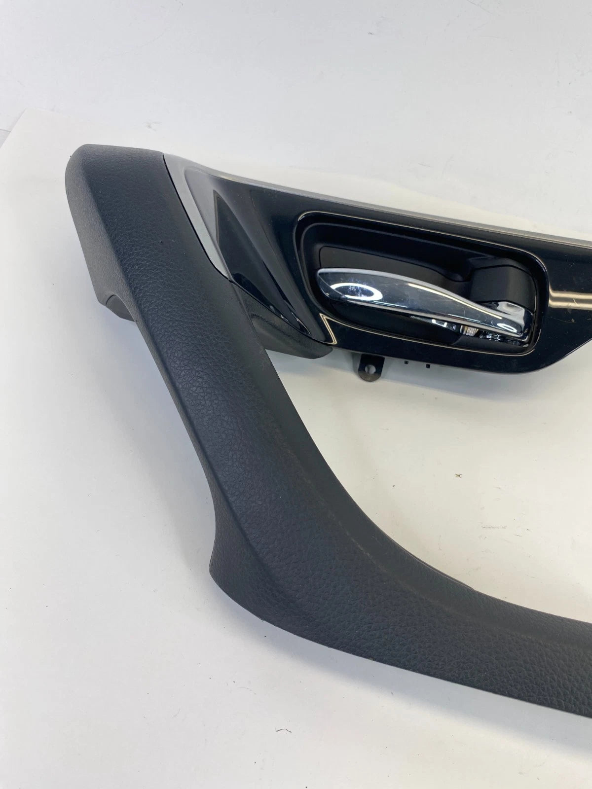 13-18 Nissan Altima Front Right Passenger Side Interior Door Handle w/ Pull OEM