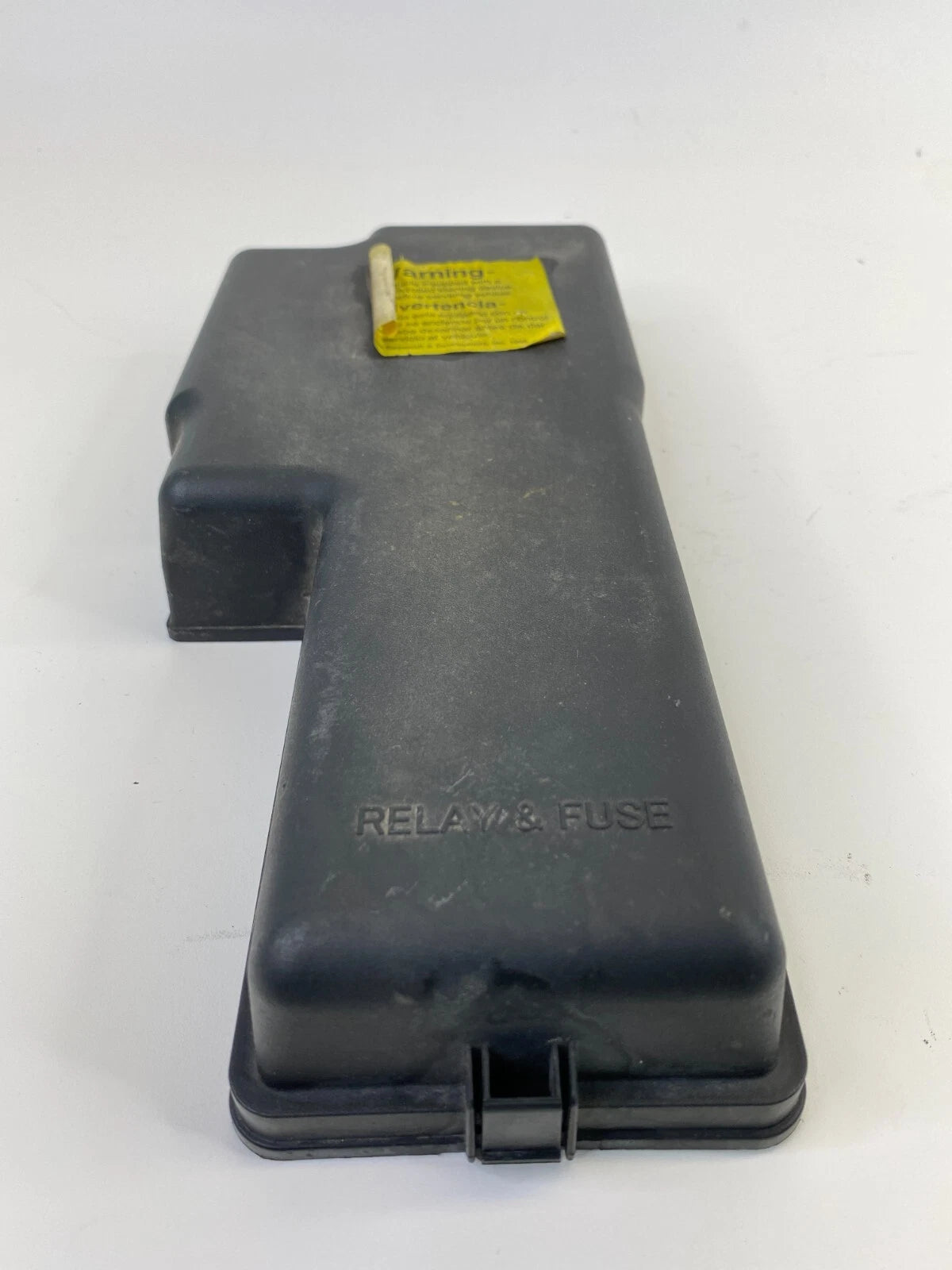 2004 2005 2006 TOYOTA SOLARA 2.4L UNDER HOOD ENGINE FUSE BOX COVER UPPER TRIM
