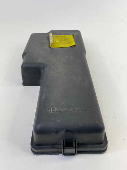 2004 2005 2006 TOYOTA SOLARA 2.4L UNDER HOOD ENGINE FUSE BOX COVER UPPER TRIM