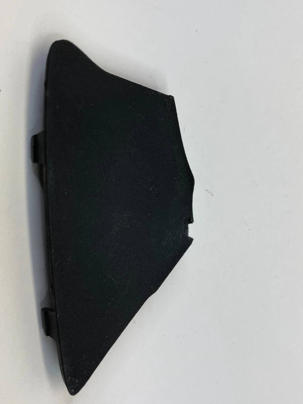 2006 2007 SATURN VUE REAR RIGHT SIDE INNER DOOR HANDLE SCREW COVER 10370484 OEM