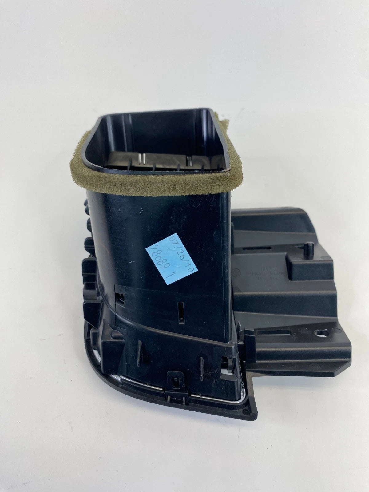 2010-2019 FORD TAURUS RIGHT SIDE DASH AC AIR VENT GRILLE OUTLET AG13-54046B30-A