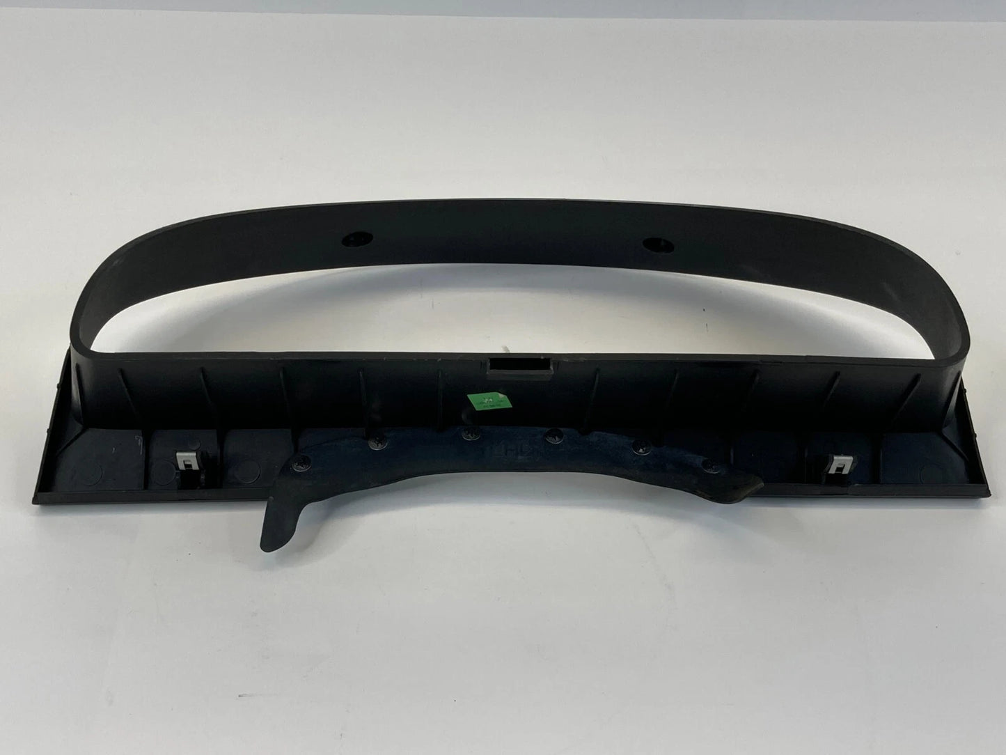 2003-2009 KIA SORENTO SPEEDOMETER INSTRUMENT CLUSTER DASH BEZEL TRIM 84830-3E000