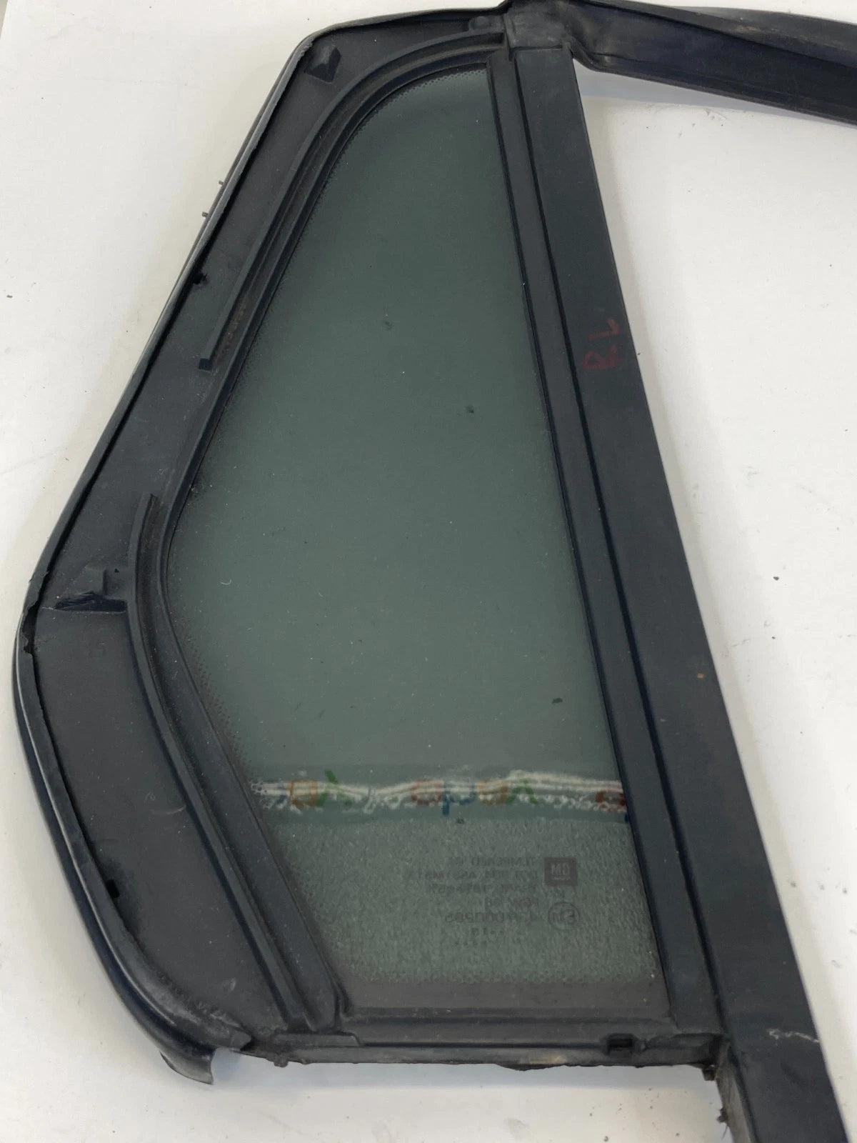 2010-2017 GMC Terrain Rear Left Side Door Vent Window Glass E1143R-000265