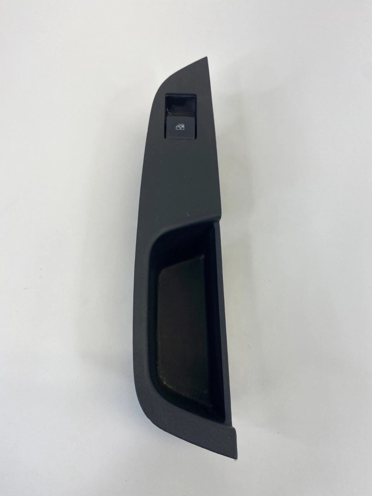 2010-2017 CHEVY EQUINOX REAR RIGHT DOOR WINDOW CONTROL SWITCH W/ BEZEL 20933566