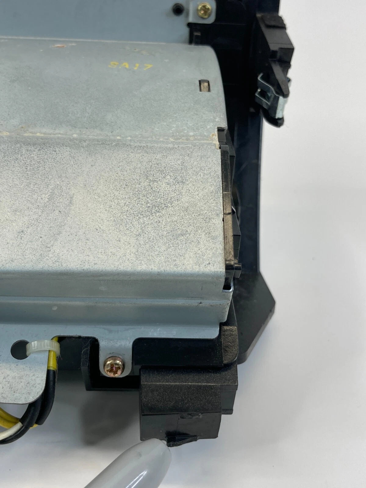 1998-2005 LEXUS GS300 CENTER CONSOLE DASH ASHTRAY ASH TRAY STORAGE OEM