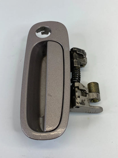 1998-2002 TOYOTA COROLLA FRONT RIGHT PASSENGER EXTERIOR DOOR HANDLE 69210-02040