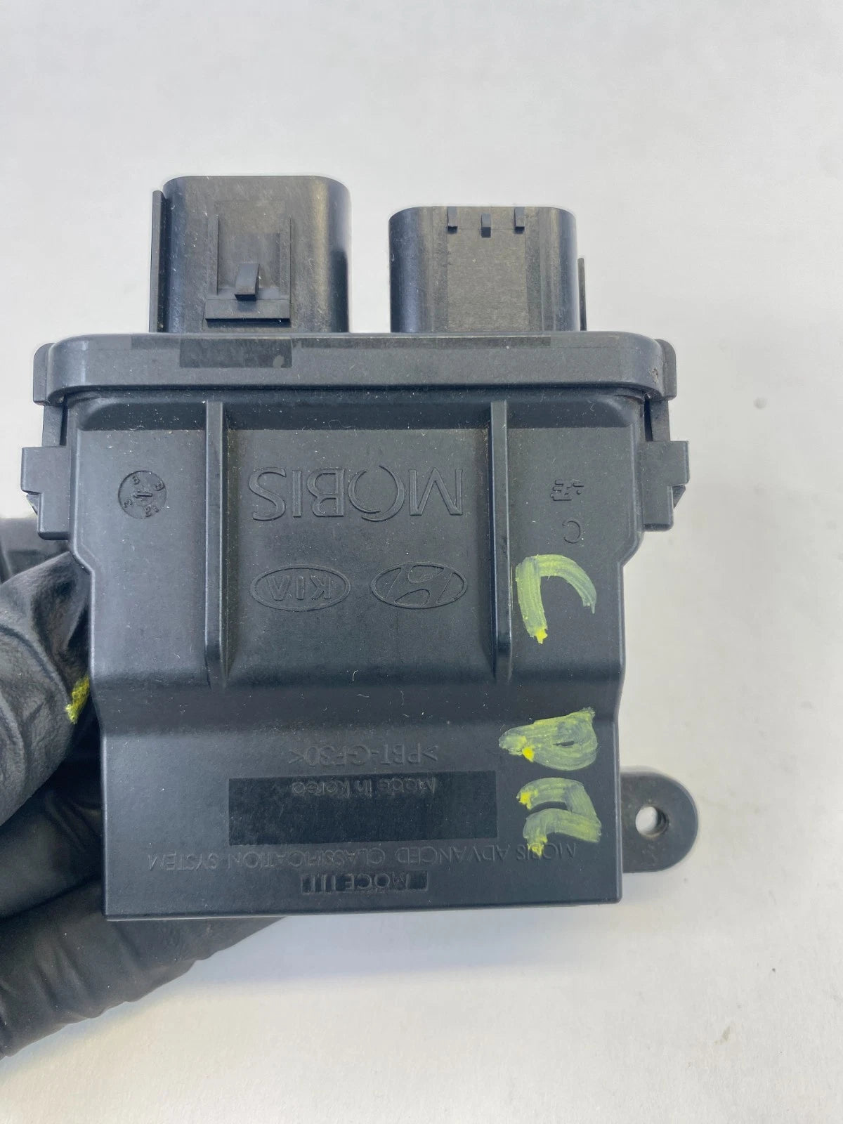 2010-2013 KIA FORTE FRONT SEAT OCCUPANT OCCUPANCY MODULE SENSOR 88950-1M500 OEM