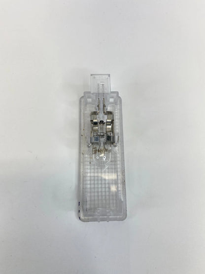 2002-2005 BMW 745I 745LI FRONT RIGHT INTERIOR DOOR COURTESY LIGHT LAMP 6902911