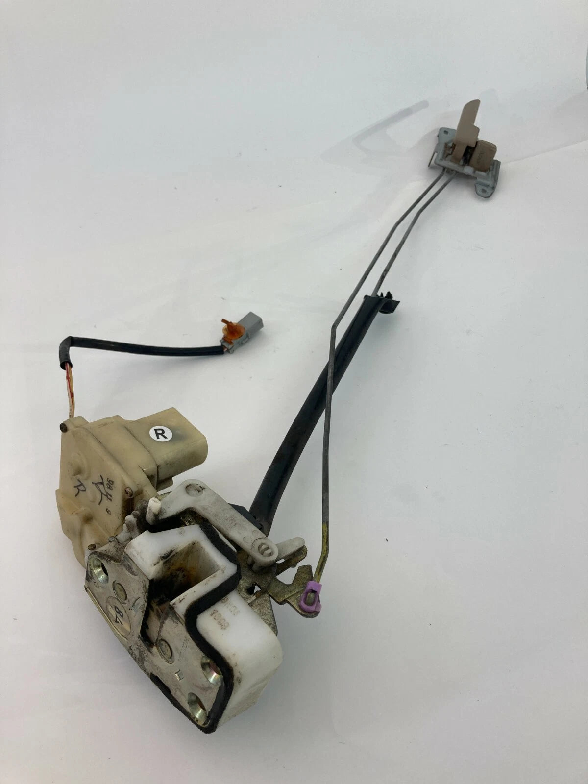 1994-2001 ACURA INTEGRA REAR RIGHT DOOR LOCK LATCH ACTUATOR W/ INNER DOOR HANDLE