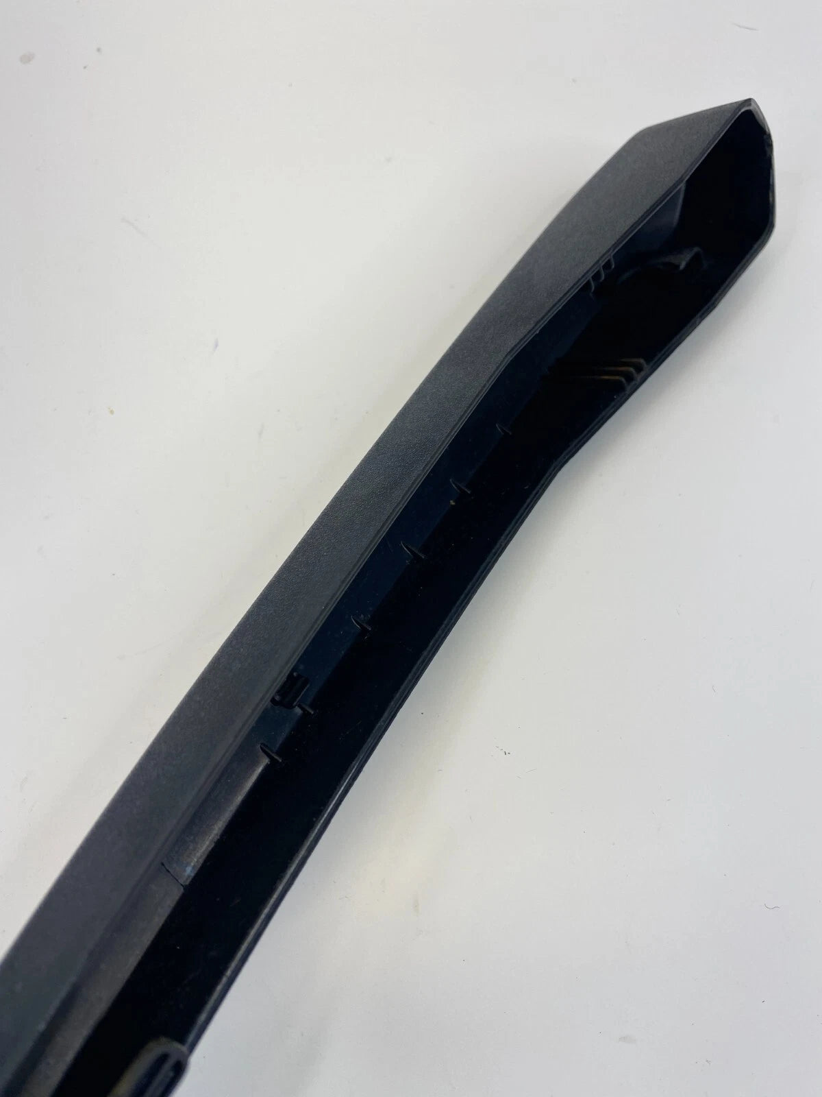 2010-2016 CADILLAC SRX REAR TAILGATE WINDOW WIPER ARM COVER TRIM 25937776 OEM