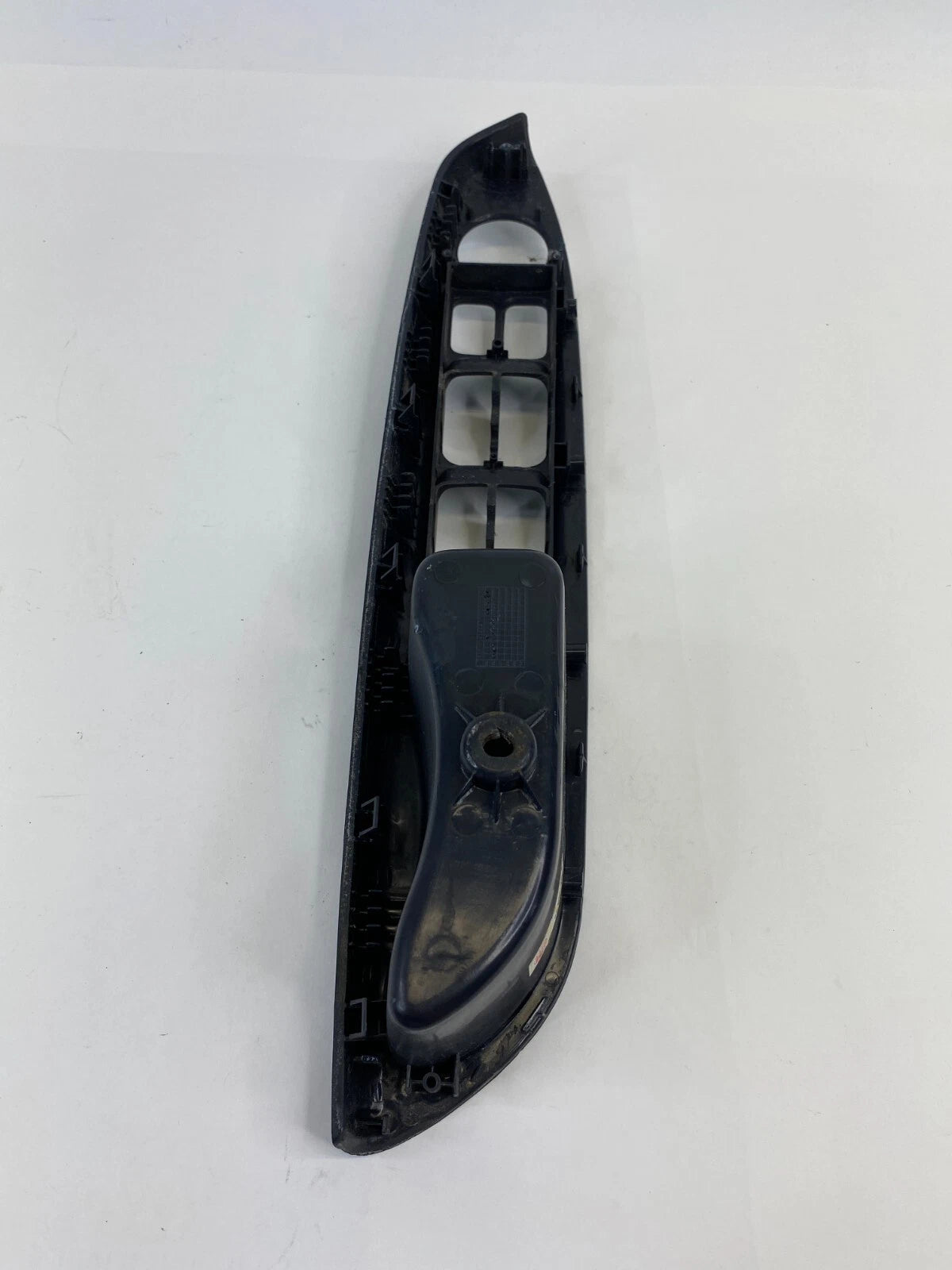 2006-2010 HYUNDAI ACCENT SEDAN FRONT LEFT MASTER WINDOW SWITCH BEZEL 82710-1E050