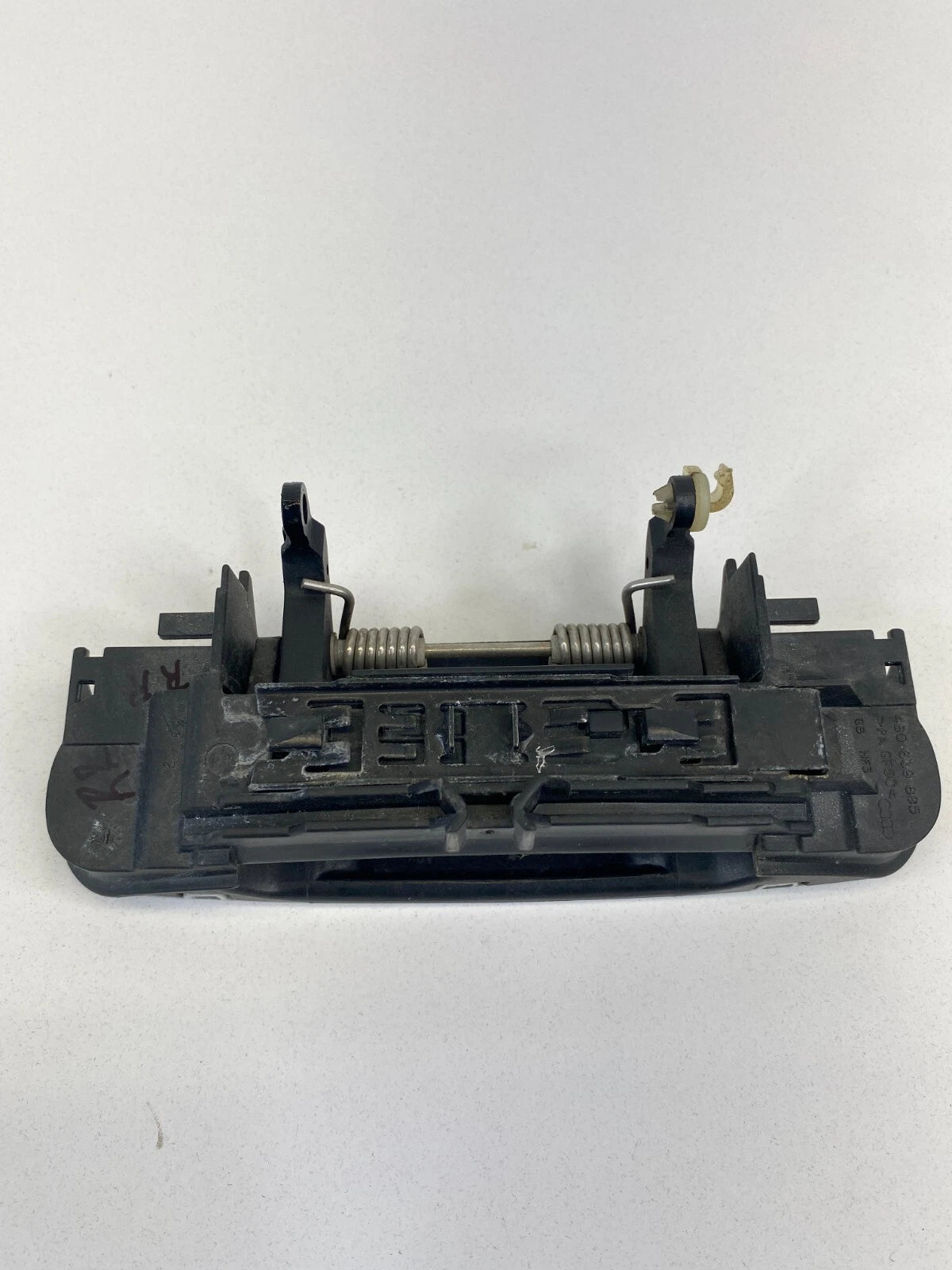 2002-2008 AUDI A4 A4 QUATTRO REAR RIGHT SIDE EXTERIOR DOOR HANDLE 4B0839885 OEM