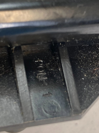 2006-2014 KIA SEDONA FRONT LEFT DRIVER SIDE SEAT BELT HEIGHT ADJUSTER OEM