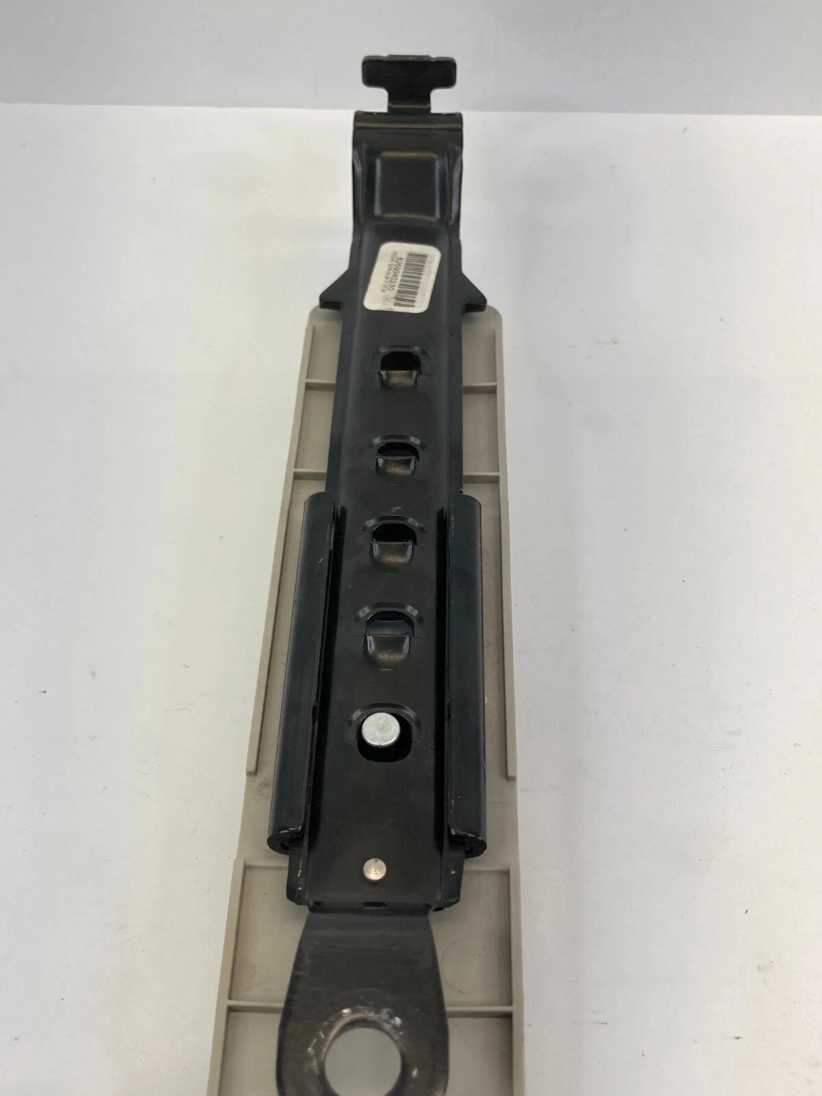 2006-2012 FORD FUSION FRONT RIGHT PASSENGER SEAT BELT HEIGHT ADJUSTER TRIM OEM
