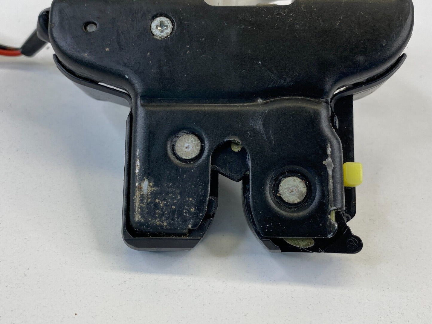 2004 2005 Mazda3 Mazda 3 Rear Trunk Lock Latch Actuator Assembly OEM