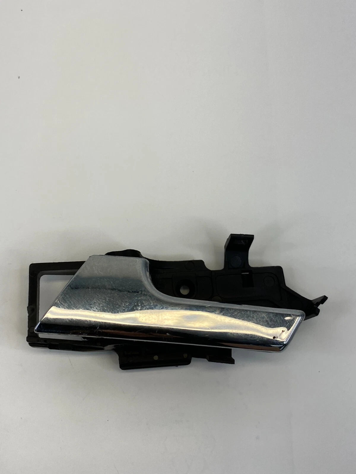 09-11 CHEVROLET AVEO5 REAR LEFT SIDE INTERIOR INNER DOOR HANDLE SWT200403 OEM