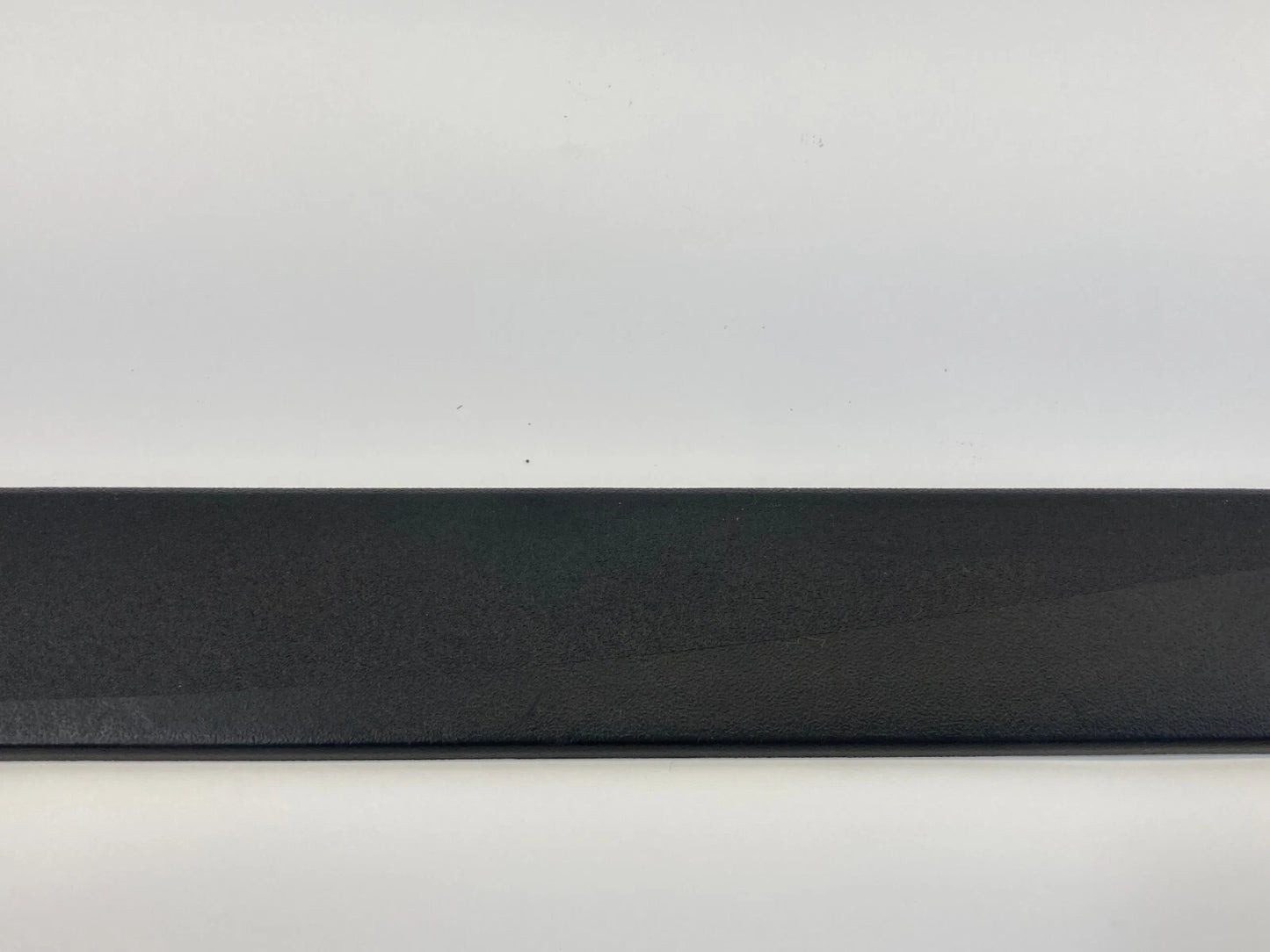 10-15 TOYOTA PRIUS FRONT RIGHT PASSENGER DOOR SCUFF PLATE STEP TRIM 67911-47030