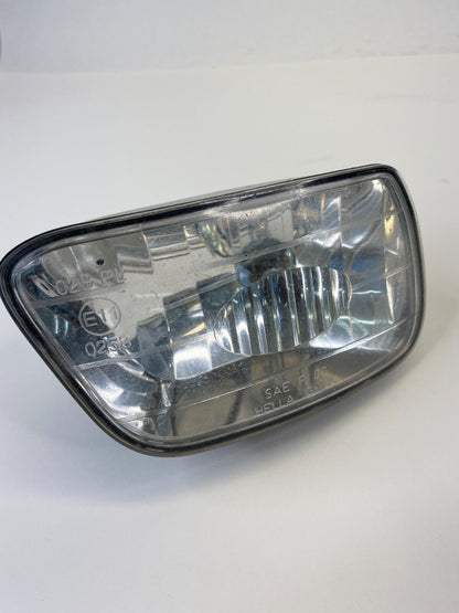 2002-2009 Chevrolet Trailblazer Front Left Driver Side Fog Light Lamp Assembly