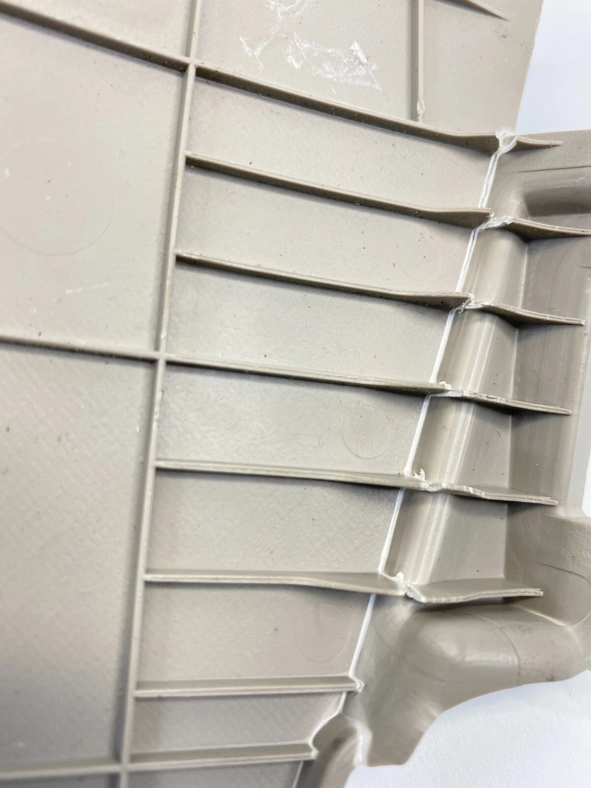 2006-2008 HYUNDAI SONATA SEDAN LEFT SIDE CENTER CONSOLE COVER TRIM 84770-3K000