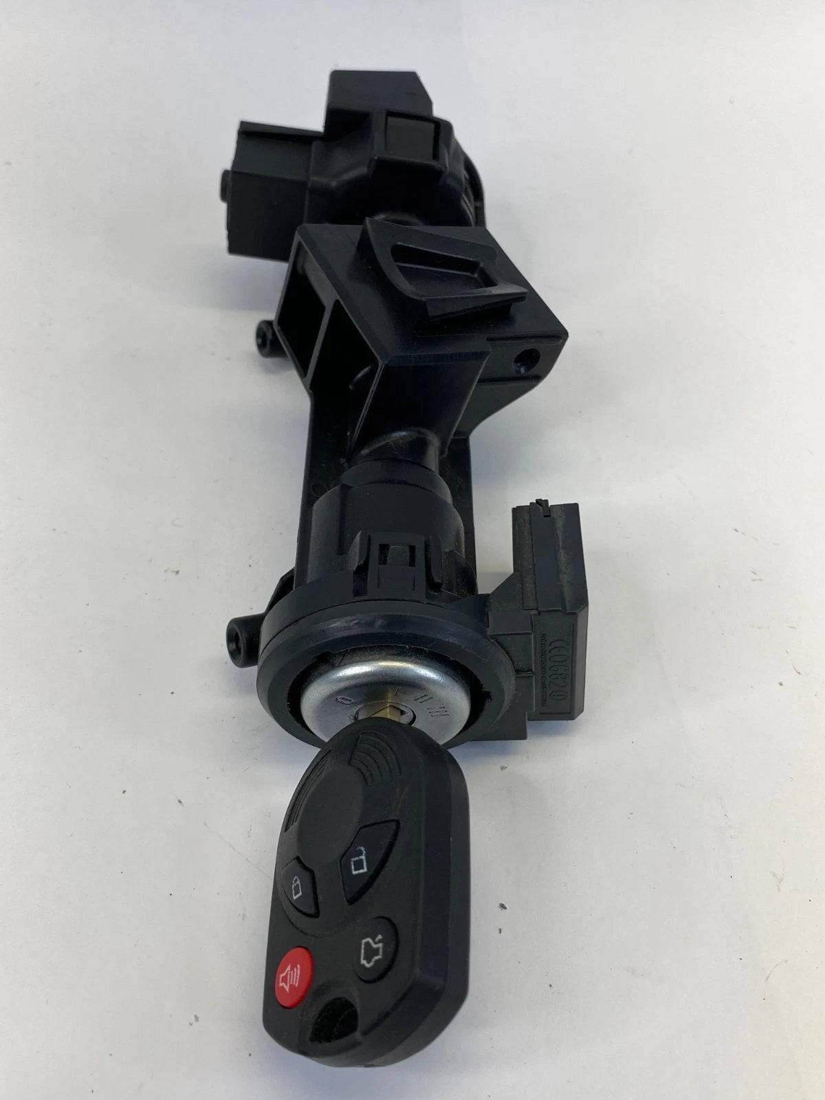 2012-2018 FORD FOCUS IGNITION LOCK CYLINDER HOUSING WITH KEY OEM 6E5T-15607-CA