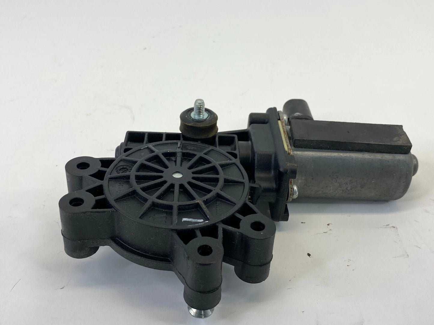 2012-2019 FIAT 500 FRONT RIGHT PASSENGER SIDE DOOR POWER WINDOW MOTOR 68070266AD
