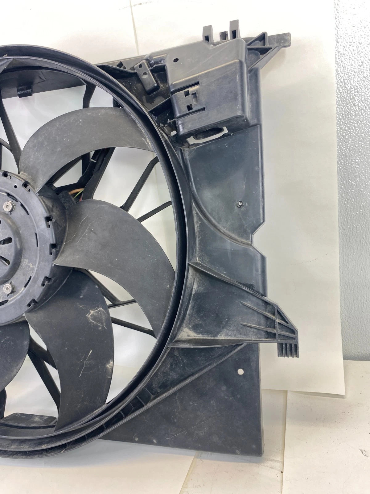 2007-2014 MERCEDES-BENZ CL550 ENGINE RADIATOR COOLING FAN MOTOR ASSEMBLY OEM