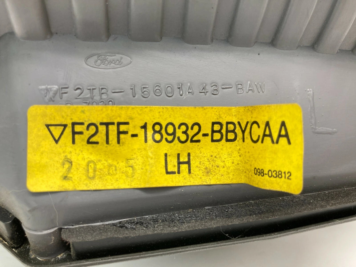 1992-1996 FORD F-150 PICK UP REAR BACK LEFT SPEAKER W/ COVER F2TF-18971-BA OEM