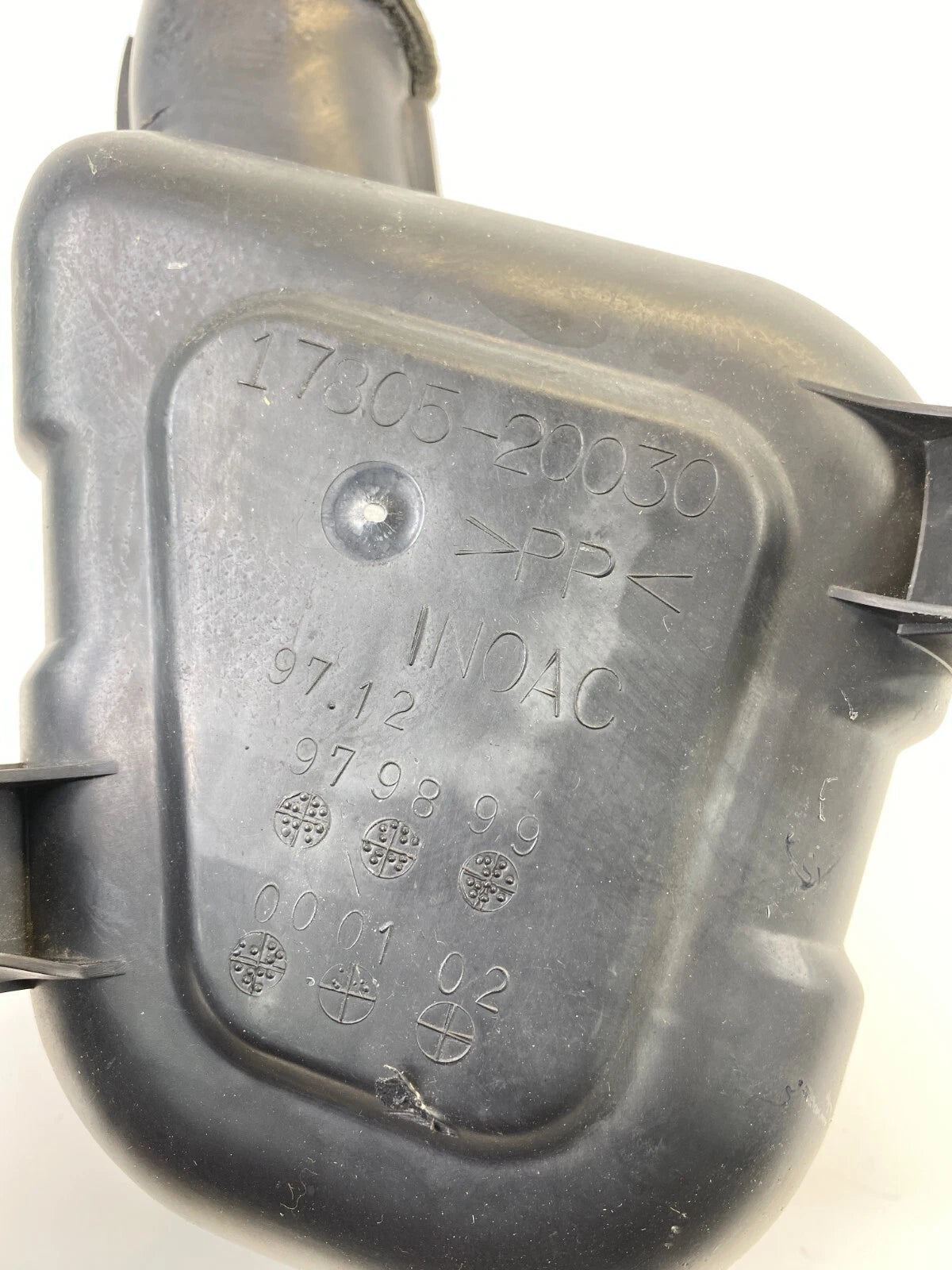 1999-2003 LEXUS RX300 AIR INTAKE RESONATOR CHAMBER FILTER BOX OEM 1780520030