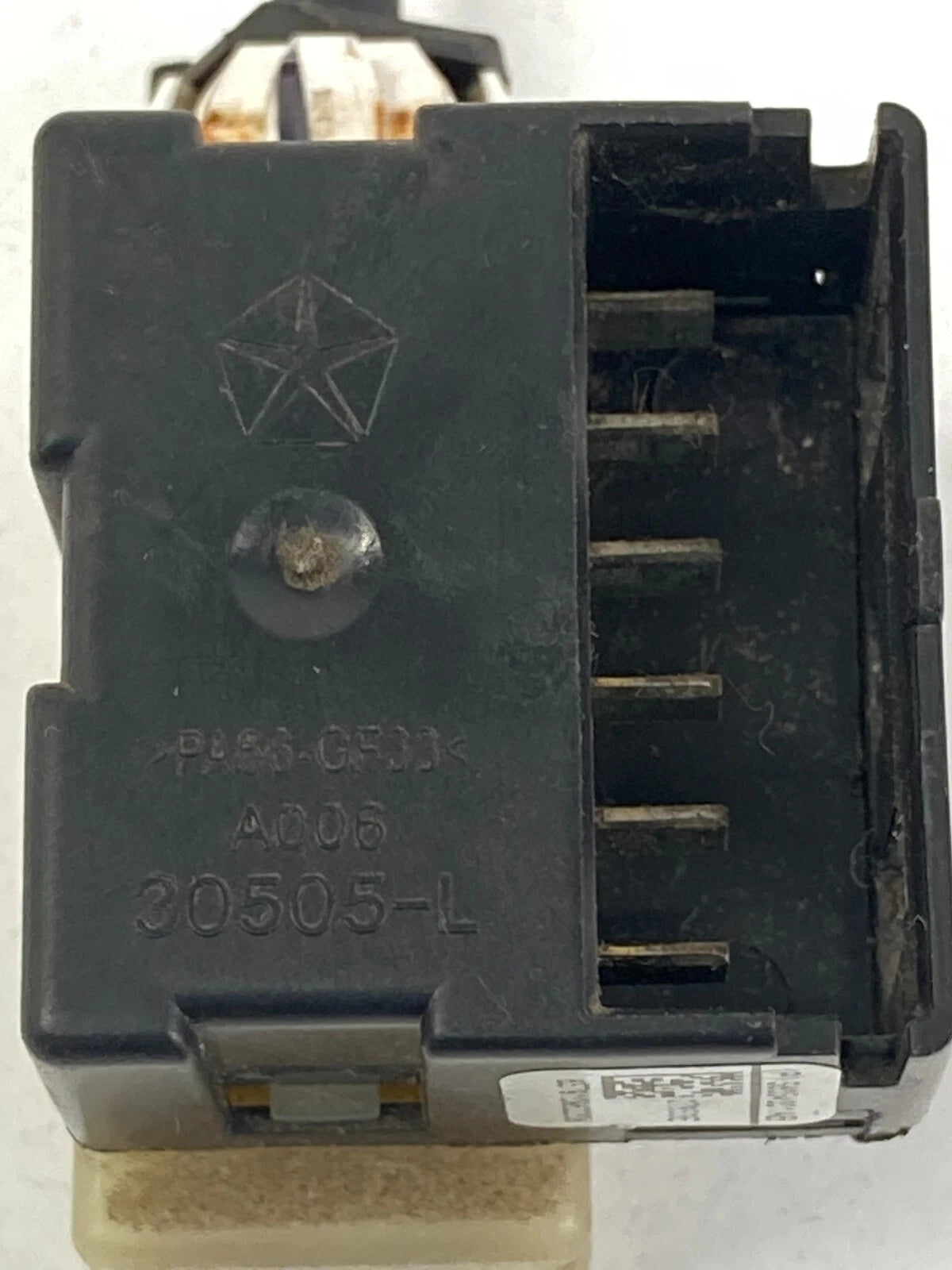 2009-2014 DODGE AVENGER 09-17 PATRIOT BRAKE LIGHT STOP LAMP SWITCH 56054001AB
