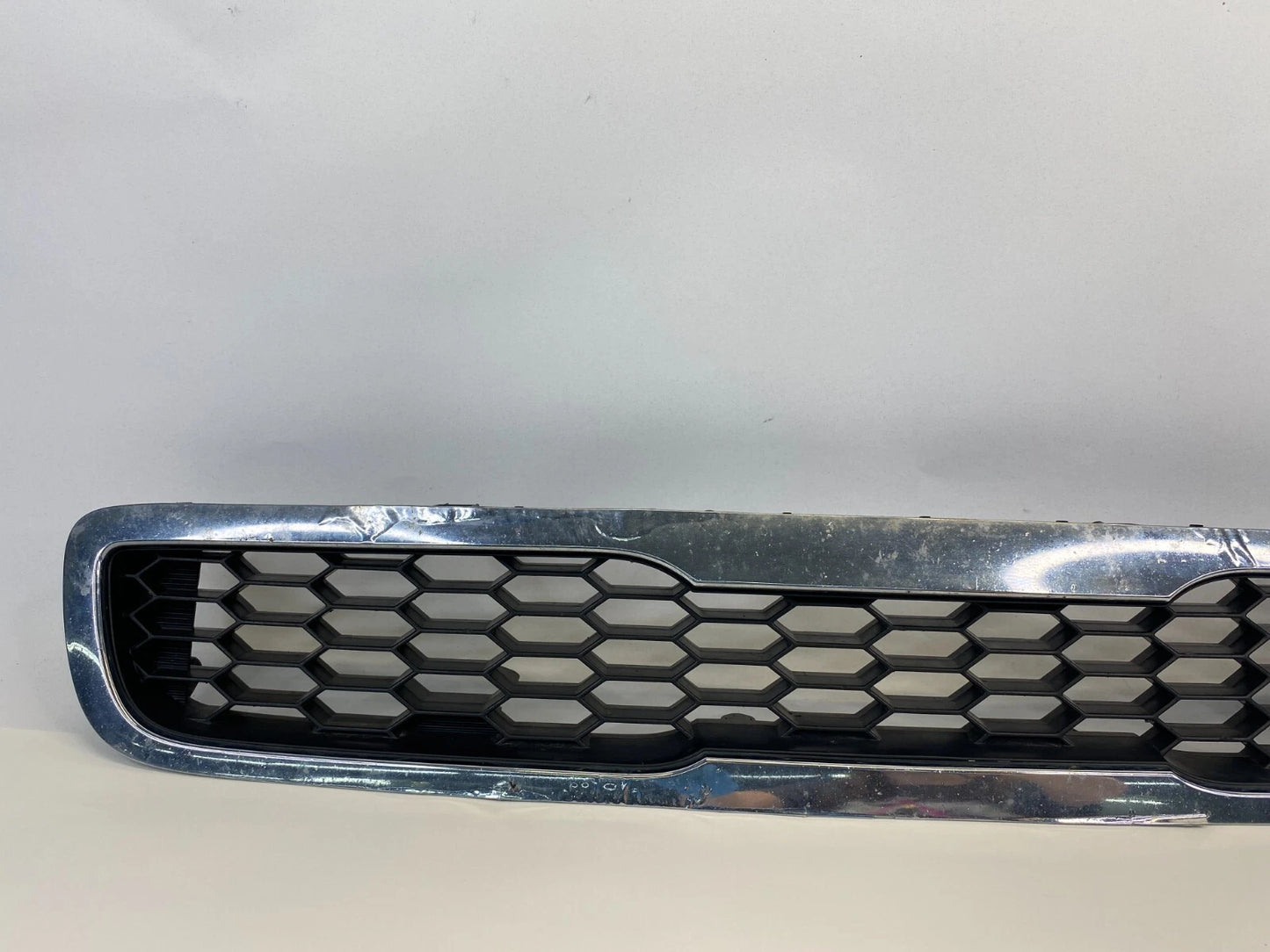 2010 2011 KIA SOUL FRONT UPPER BUMPER GRILL GRILLE COVER 86351-2K050 OEM