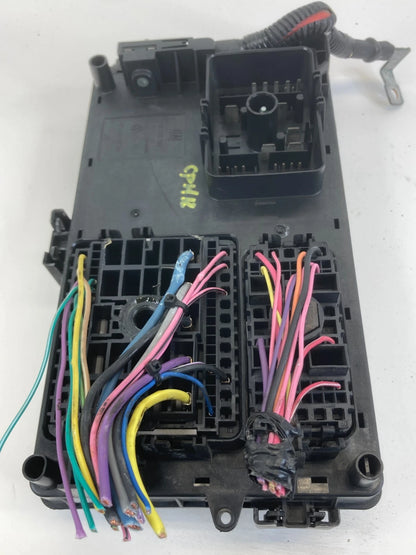 2010 2011 CADILLAC SRX 3.0L ENGINE FUSE BOX FUSEBOX W/O FOG LIGHTS 15896994 OEM