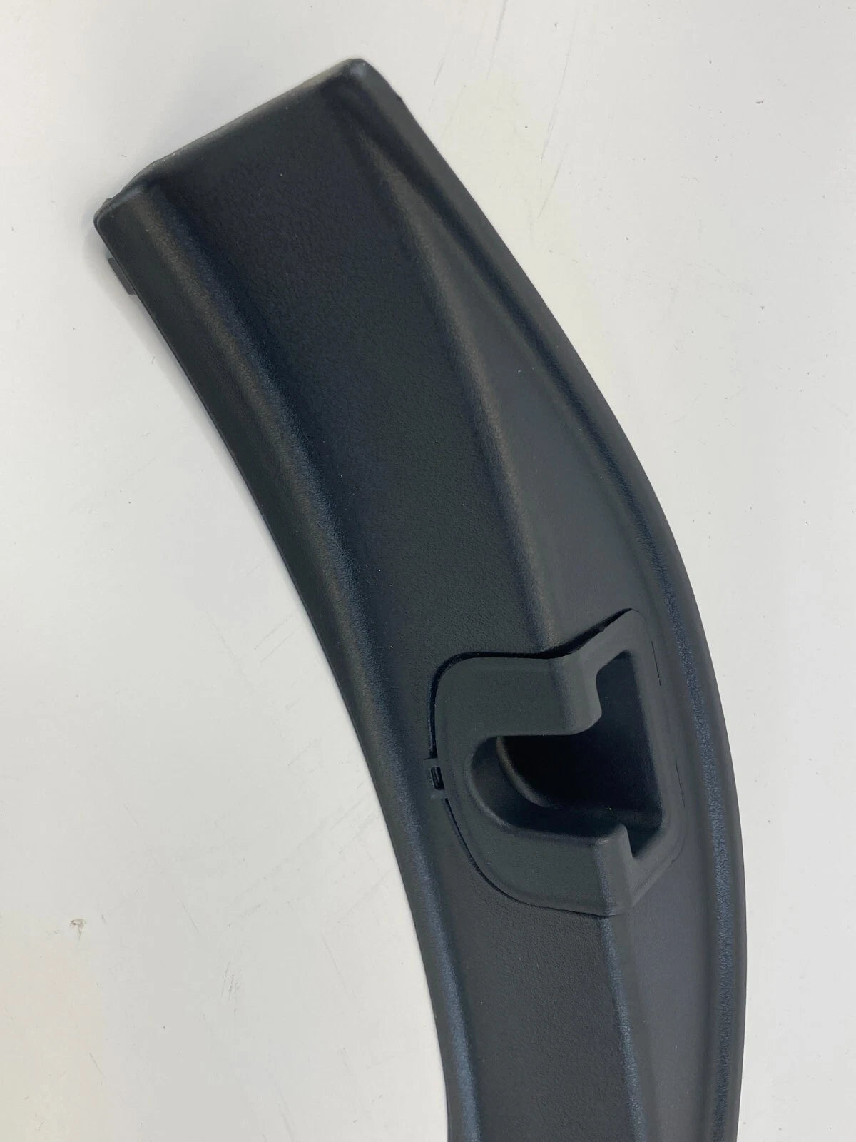 10-14 SUBARU LEGACY REAR LEFT SIDE DOOR PILLAR SCUFF PLATE COVER 94061AJ07A OEM