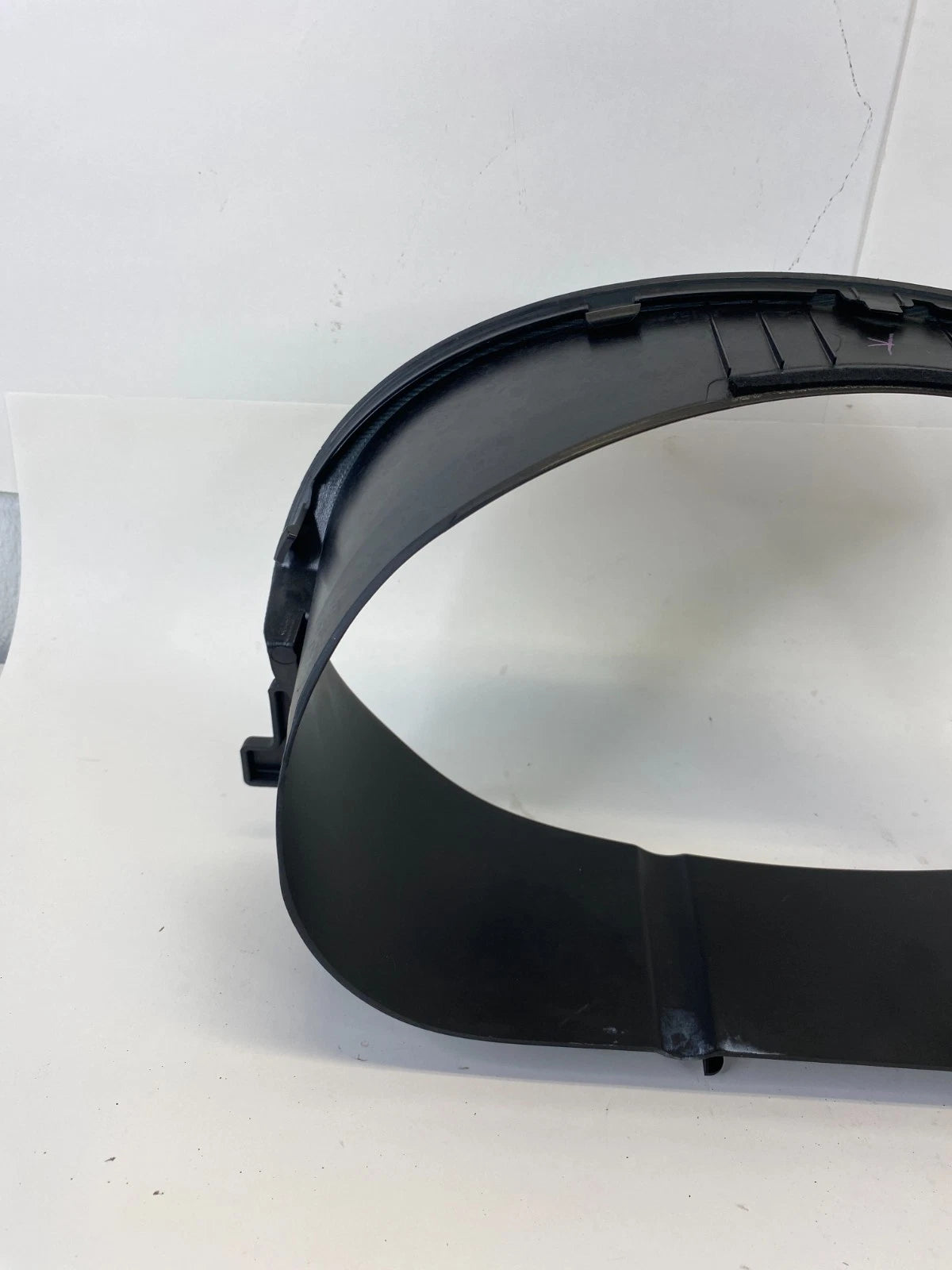 2010-2013 SUZUKI KIZASHI INSTRUMENT CLUSTER SPEEDOMETER BEZEL TRIM OEM 7331157L1