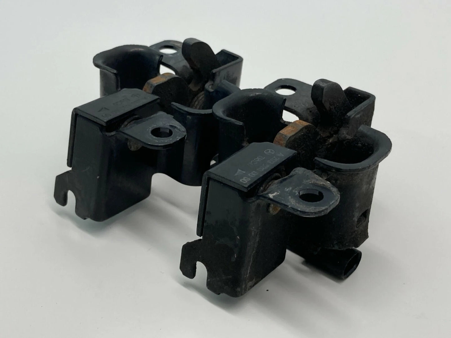 2003 MERCEDES BENZ E320 SEDAN HOOD LOCK LATCH SAFETY LEFT & RIGHT A2038800060