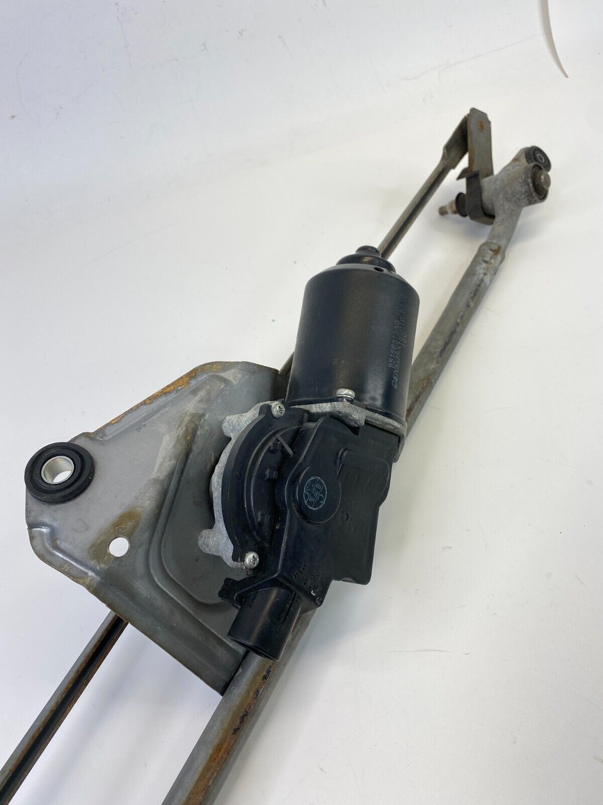 2005-2007 Jeep Grand Cherokee Front Windshield Wiper Motor w/ Linkage 55156313AB