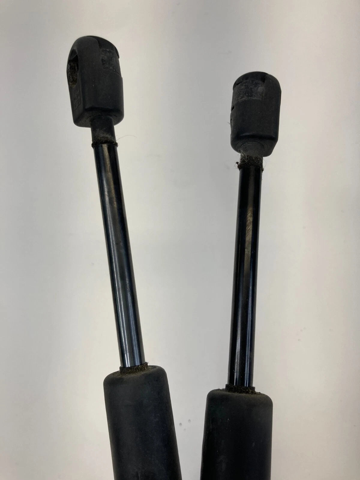 2010 2011 2012 FORD FUSION SEDAN TRUNK LID SUPPORT STRUTS CYLINDER PAIR SET