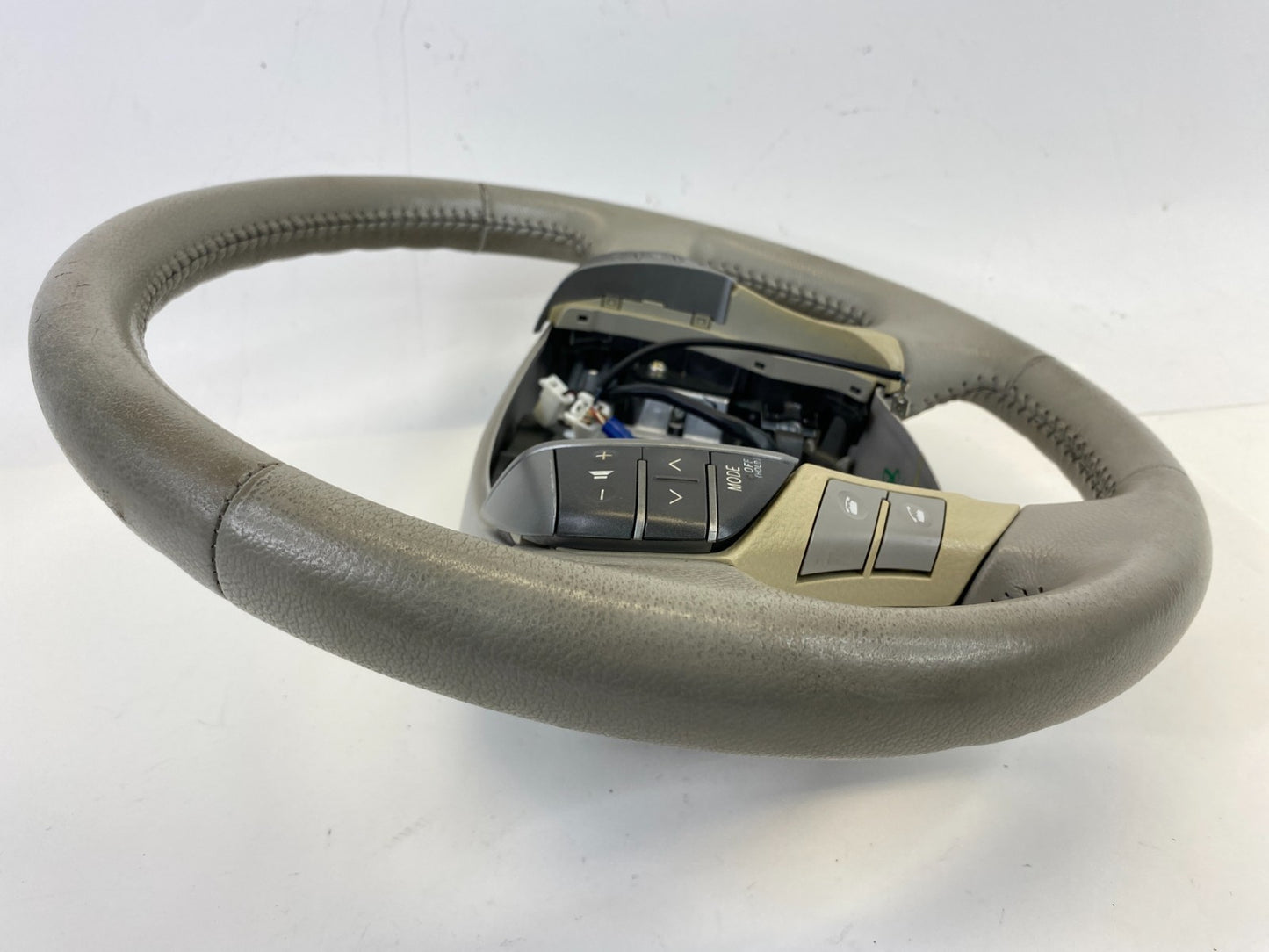 2011 2012 Toyota Avalon Left Side Steering Wheel W/ Cruise & Radio Control OEM
