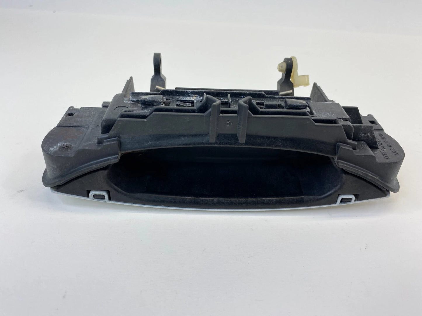 2006-2008 AUDI A3 REAR RIGHT PASSENGER EXTERIOR DOOR HANDLE ASSEMBLY 4B0839885