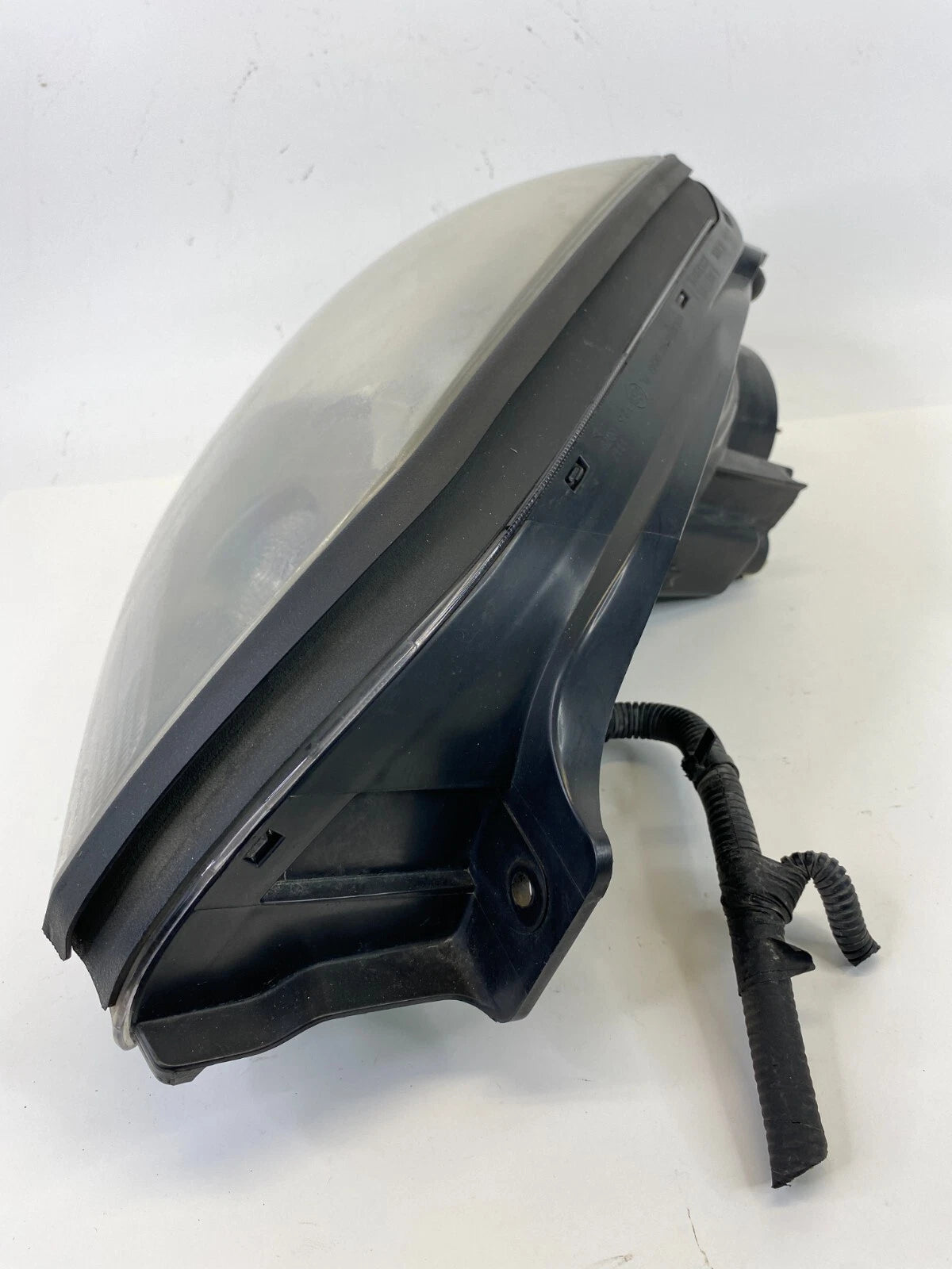 2008 2009 HYUNDAI TUCSON FRONT RIGHT SIDE HEADLIGHT HEAD LAMP ASSY 92102-2E OEM