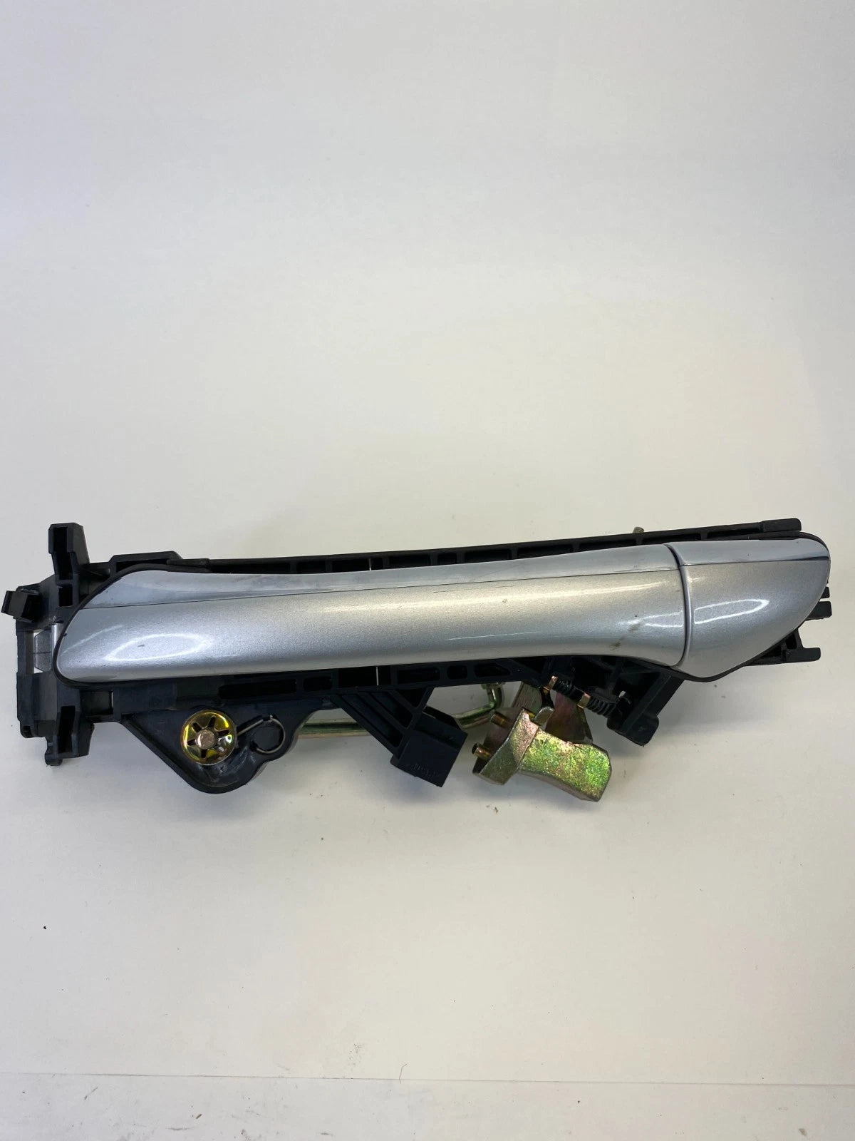 2000-2006 MERCEDES-BENZ S430 REAR LEFT SIDE EXTERIOR DOOR HANDLE ASSEMBLY OEM