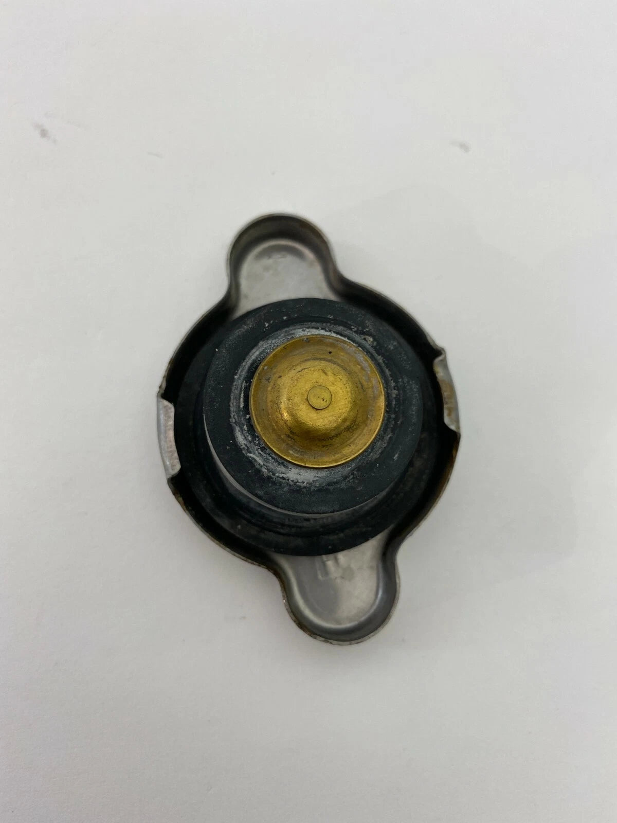 2005-2009 SUBARU OUTBACK ENGINE RADIATOR COOLANT TANK CAP RESERVOIR LID COVER