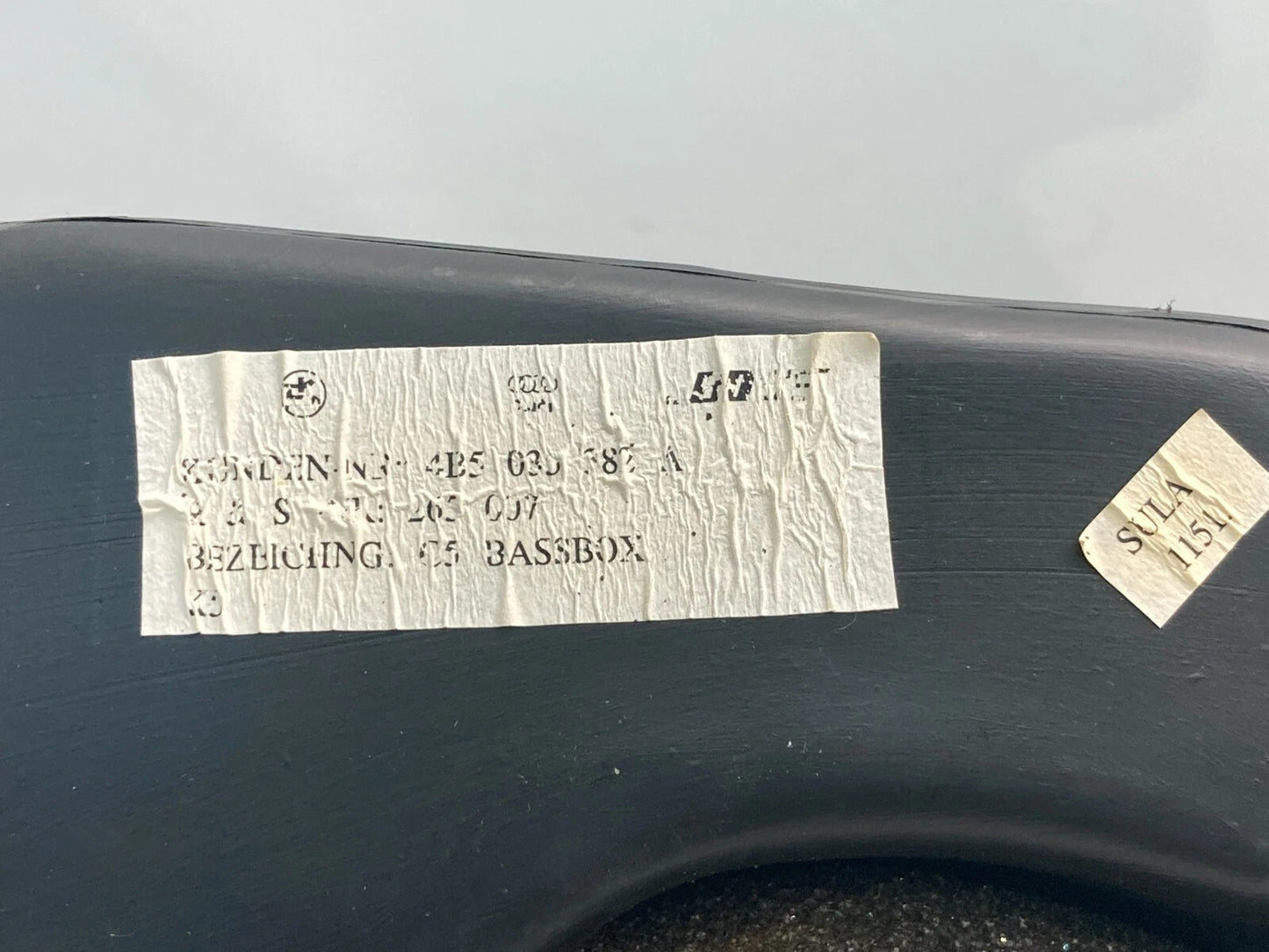 2000-2004 AUDI A6 REAR TRUNK BOSE SUBWOOFER BASS SPEAKER AUDIO AMP 4B5035382A