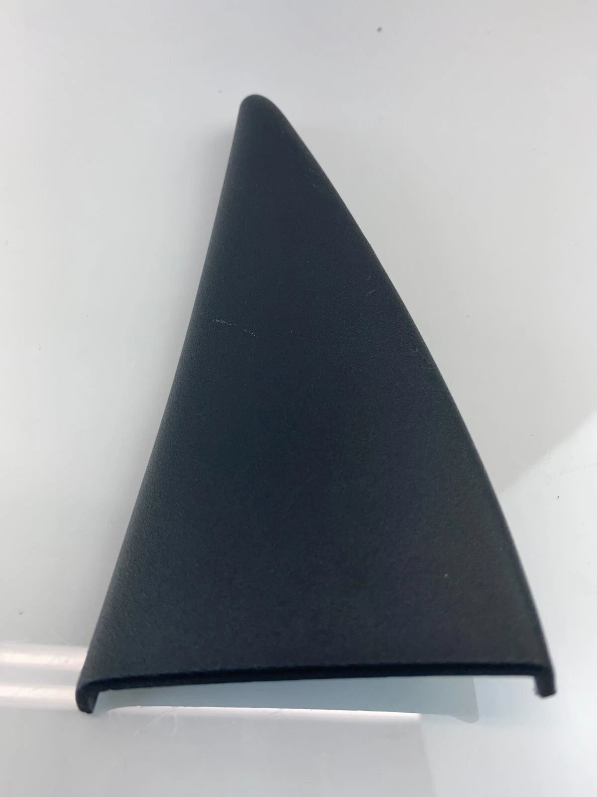 2008-2011 FORD FOCUS REAR RIGHT INTERIOR CORNER BEZEL COVER TRIM 8S4354254K05