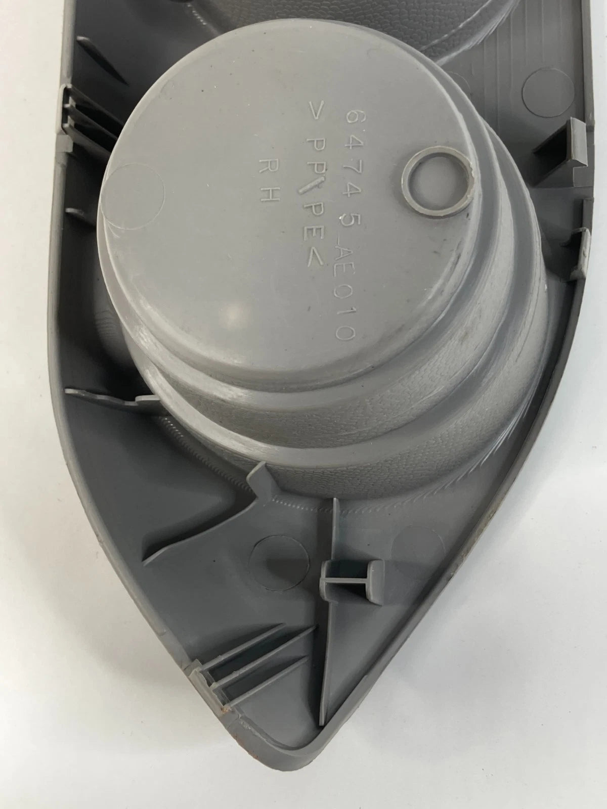 2004-2010 TOYOTA SIENNA REAR RIGHT SIDE PANEL DUAL CUP HOLDER 64745-AE010 OEM