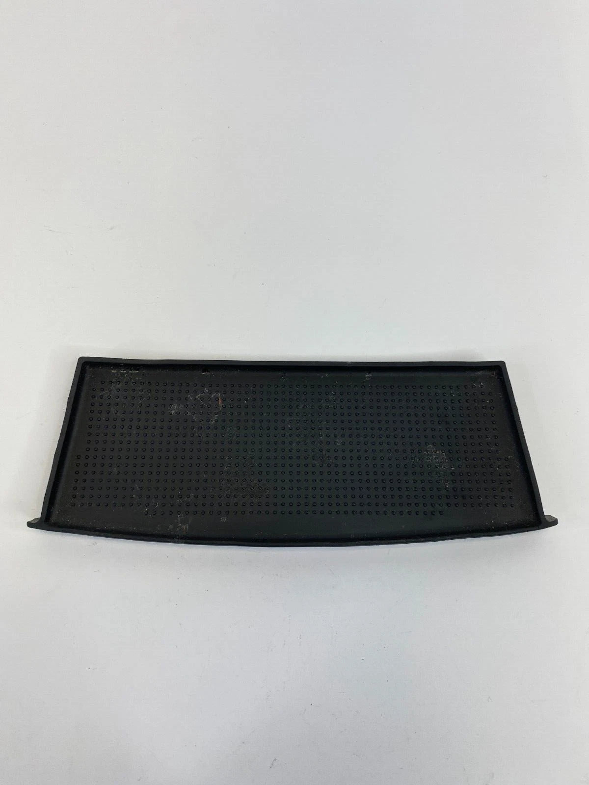 2002-2007 SATURN VUE CENTER CONSOLE INSERT RUBBER MAT LINER 52686 OEM