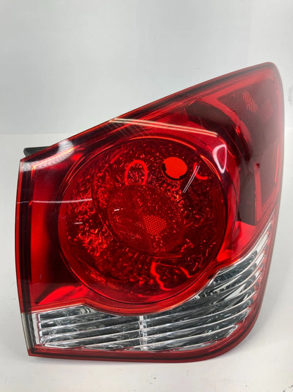 2011-2016 CHEVROLET CRUZE RIGHT PASSENGER OUTER TAIL LIGHT LAMP TAILLIGHT OEM